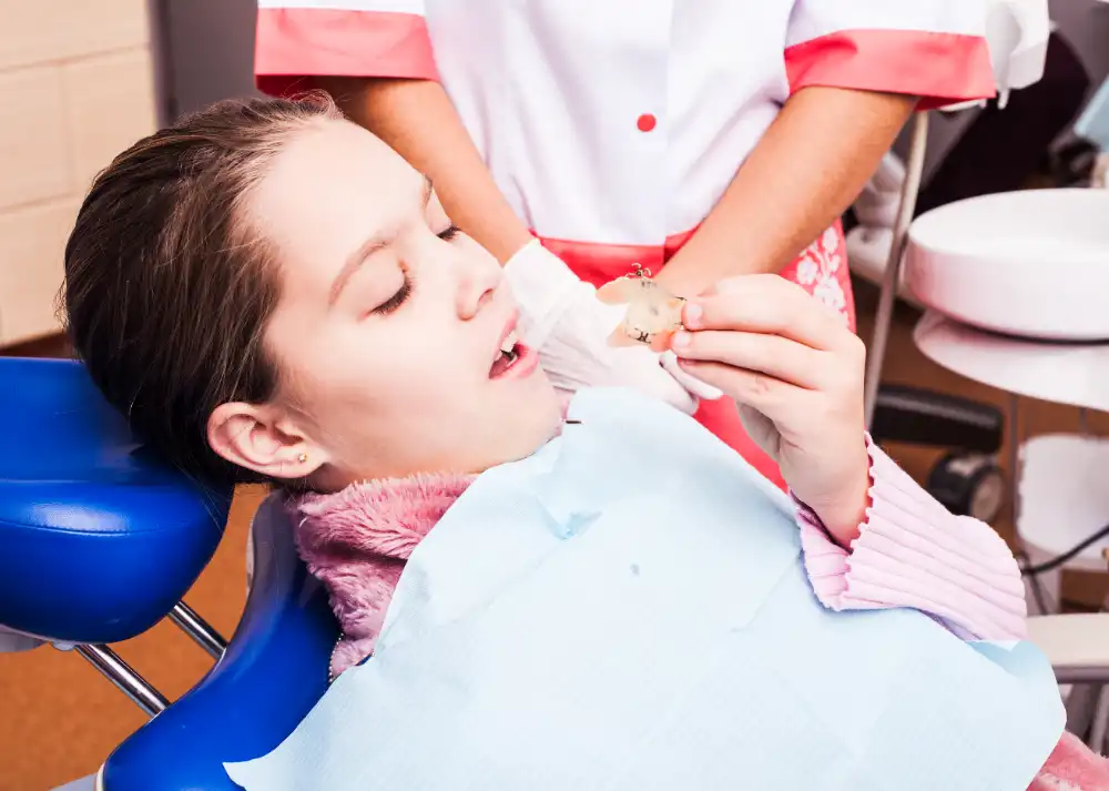 Gauze Does After a Tooth Extraction
